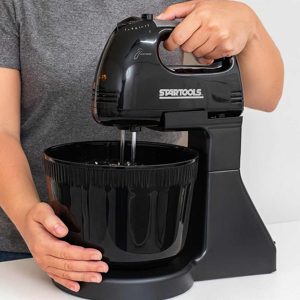 Batedeira Elétrica 220V com Balde 2L Preta 6 Velocidades Inox Potente Cozinha - Imagem 3