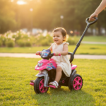 Triciclo Infantil Moto com Pedal e Haste Rosa 3 Rodas Ajustável para Crianças 2 a 5 Anos - Imagem 2