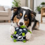 Bola com de Pelúcia com Sino Para Pet - Preta