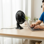 Ventilador de Mesa Portátil 220V com Oscilação 6 Pás 30cm Sortido Eficiente - Imagem 4